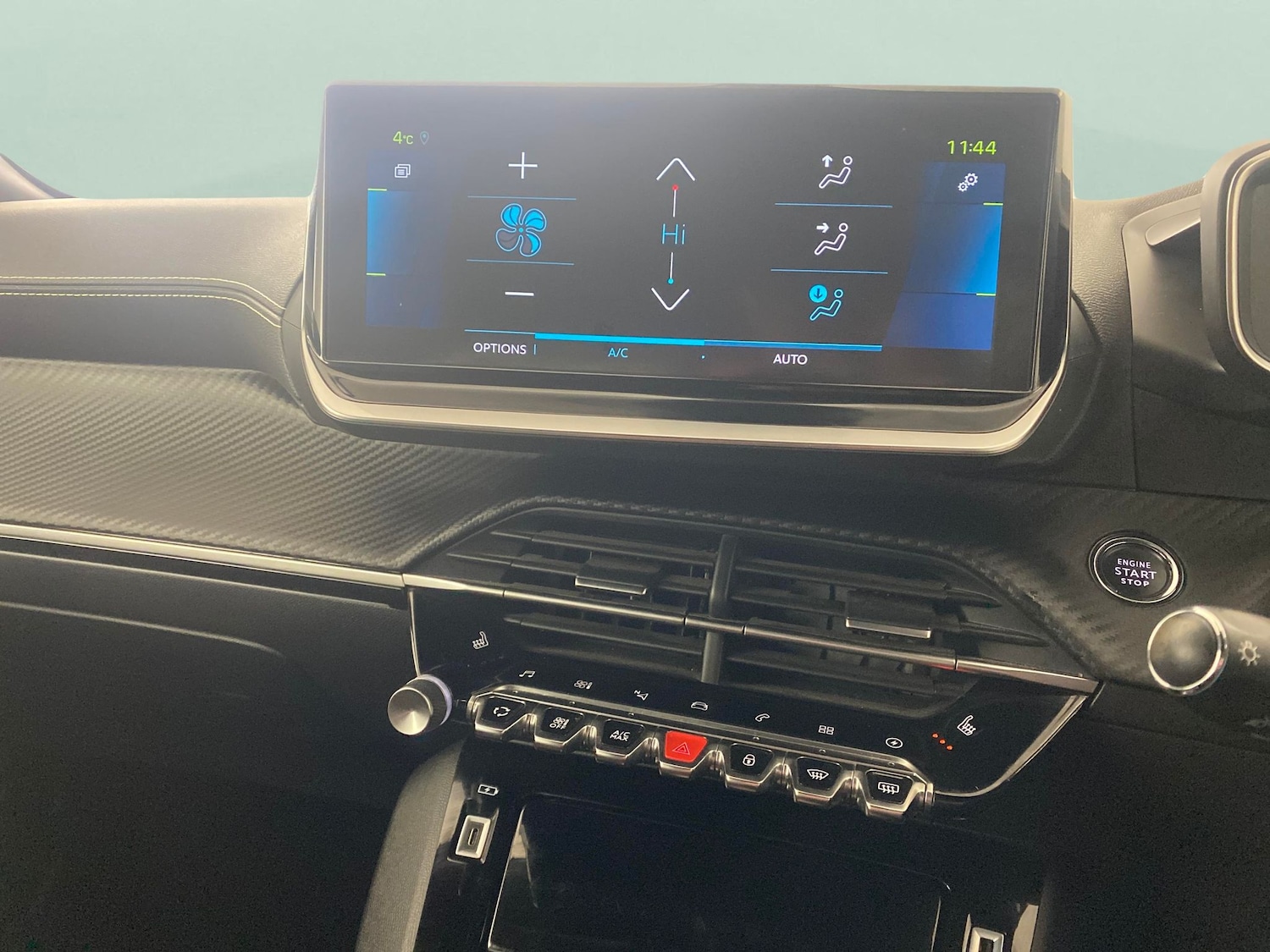 Used Peugeot E-2008 2022 for sale - 77529919: Photo 15