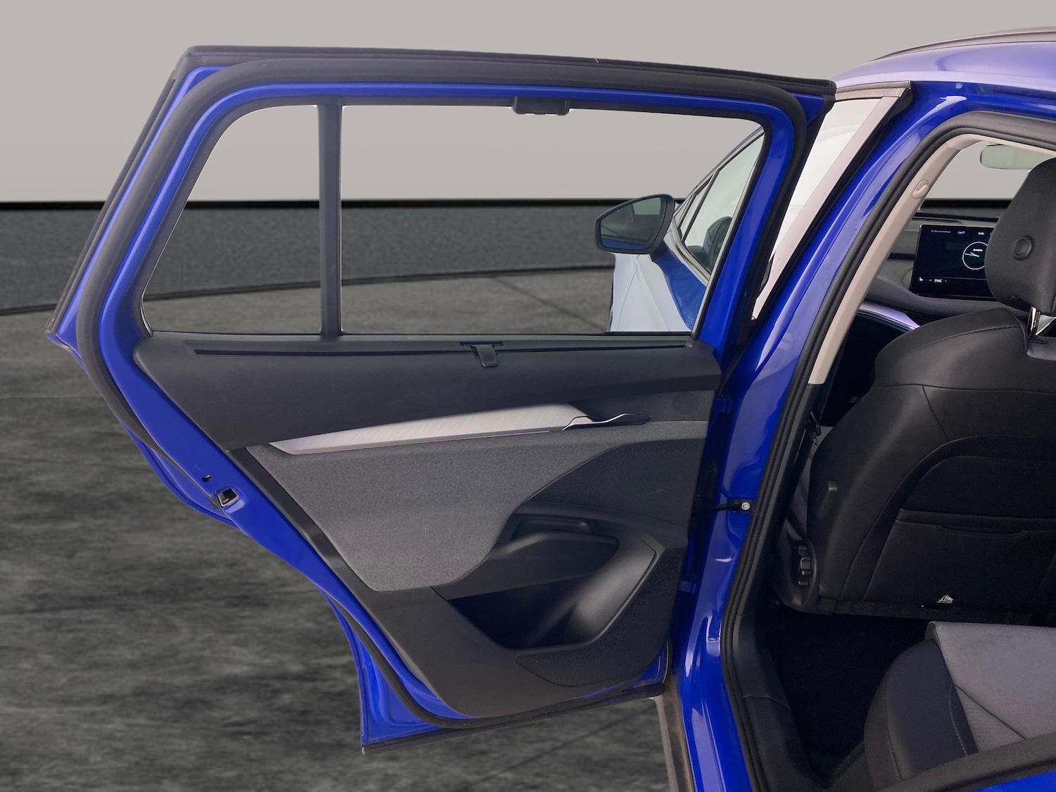 Used Skoda Enyaq 2023 for sale - 77760331: Photo 24