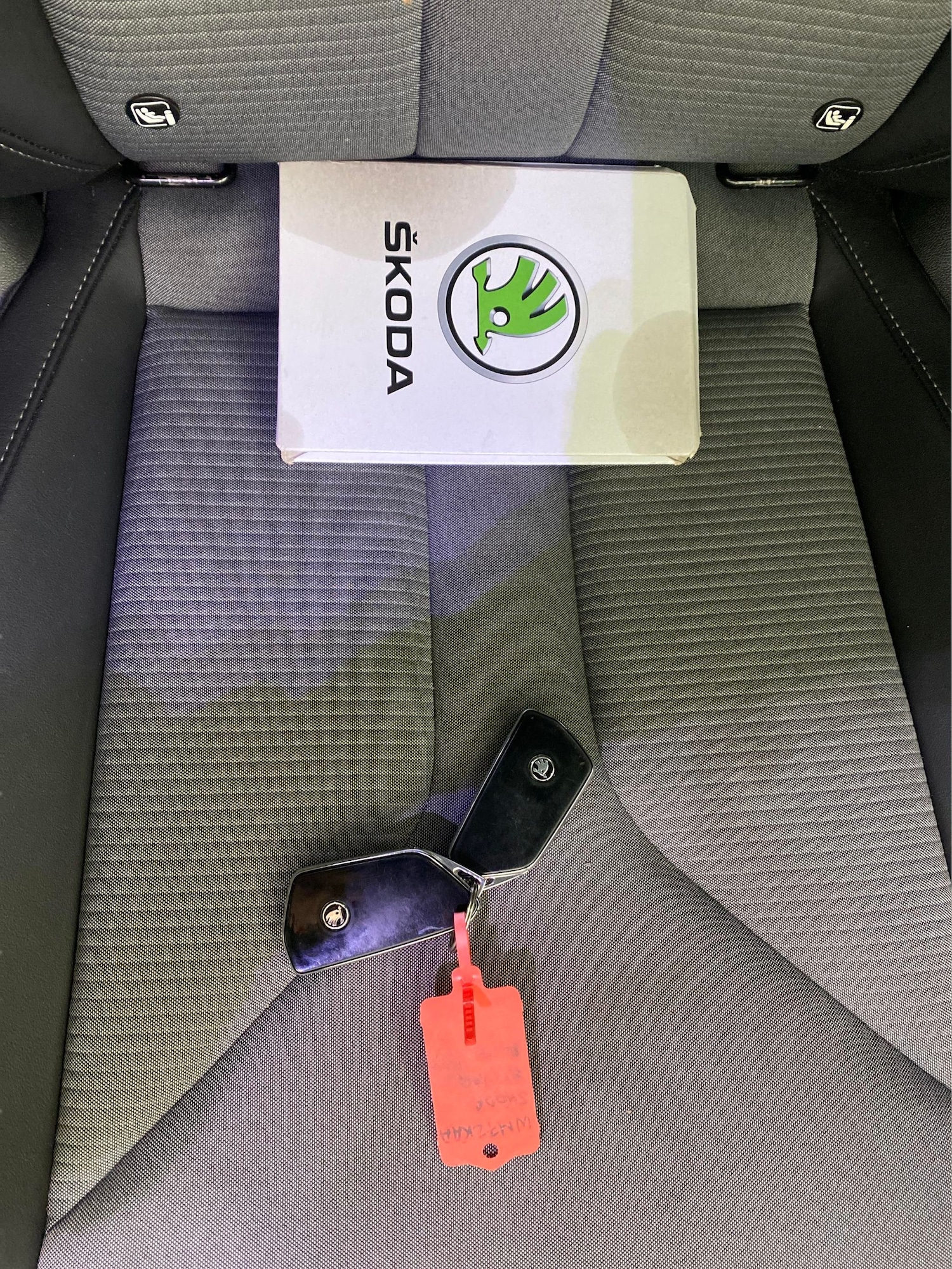 Used Skoda Enyaq 2023 for sale - 77760331: Photo 28