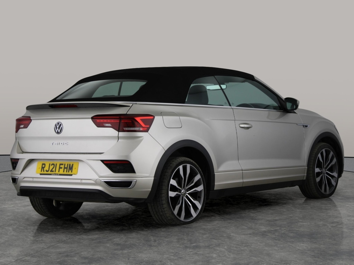 Used Volkswagen T-Roc 2021 for sale - 77988638: Photo 10