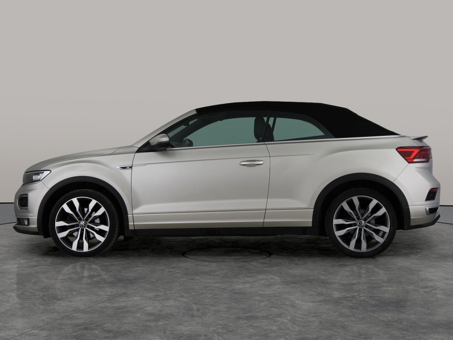 Used Volkswagen T-Roc 2021 for sale - 77988638: Photo 13