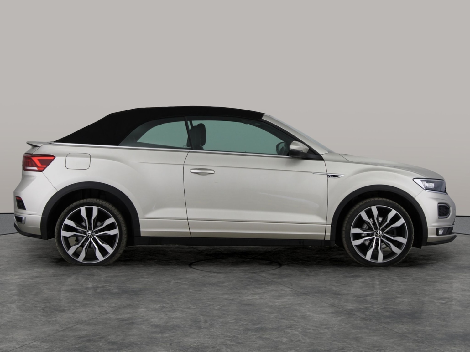 Used Volkswagen T-Roc 2021 for sale - 77988638: Photo 9