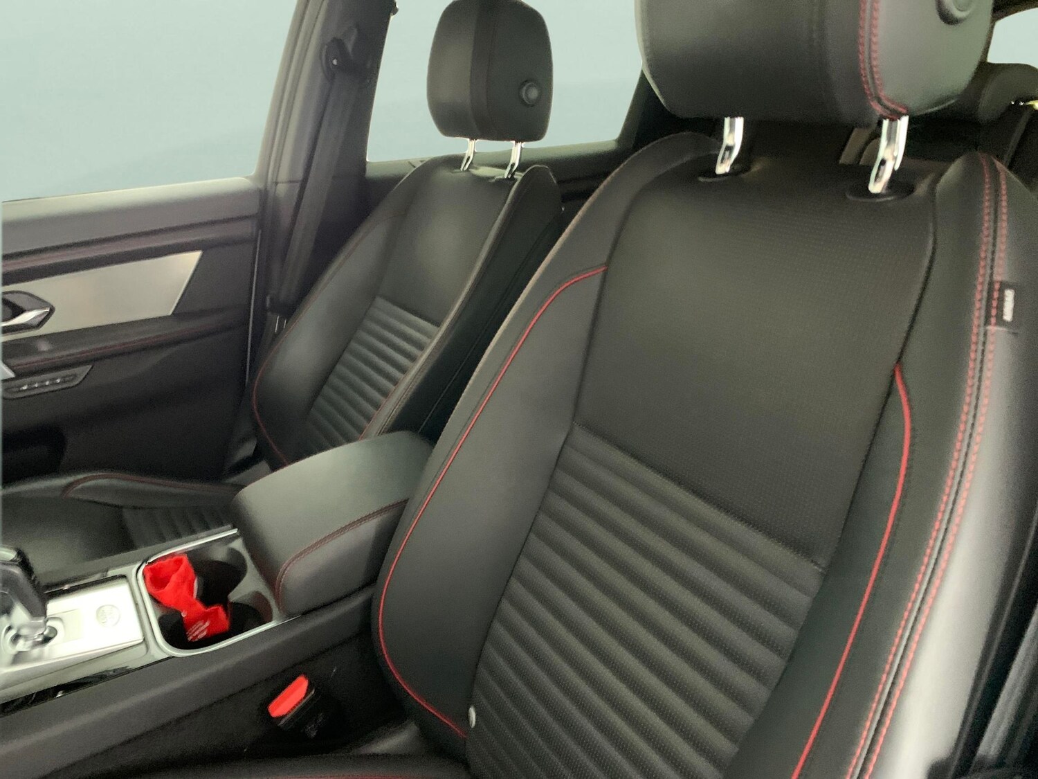 Used Land Rover Discovery Sport 2022 for sale - 77513960: Photo 8