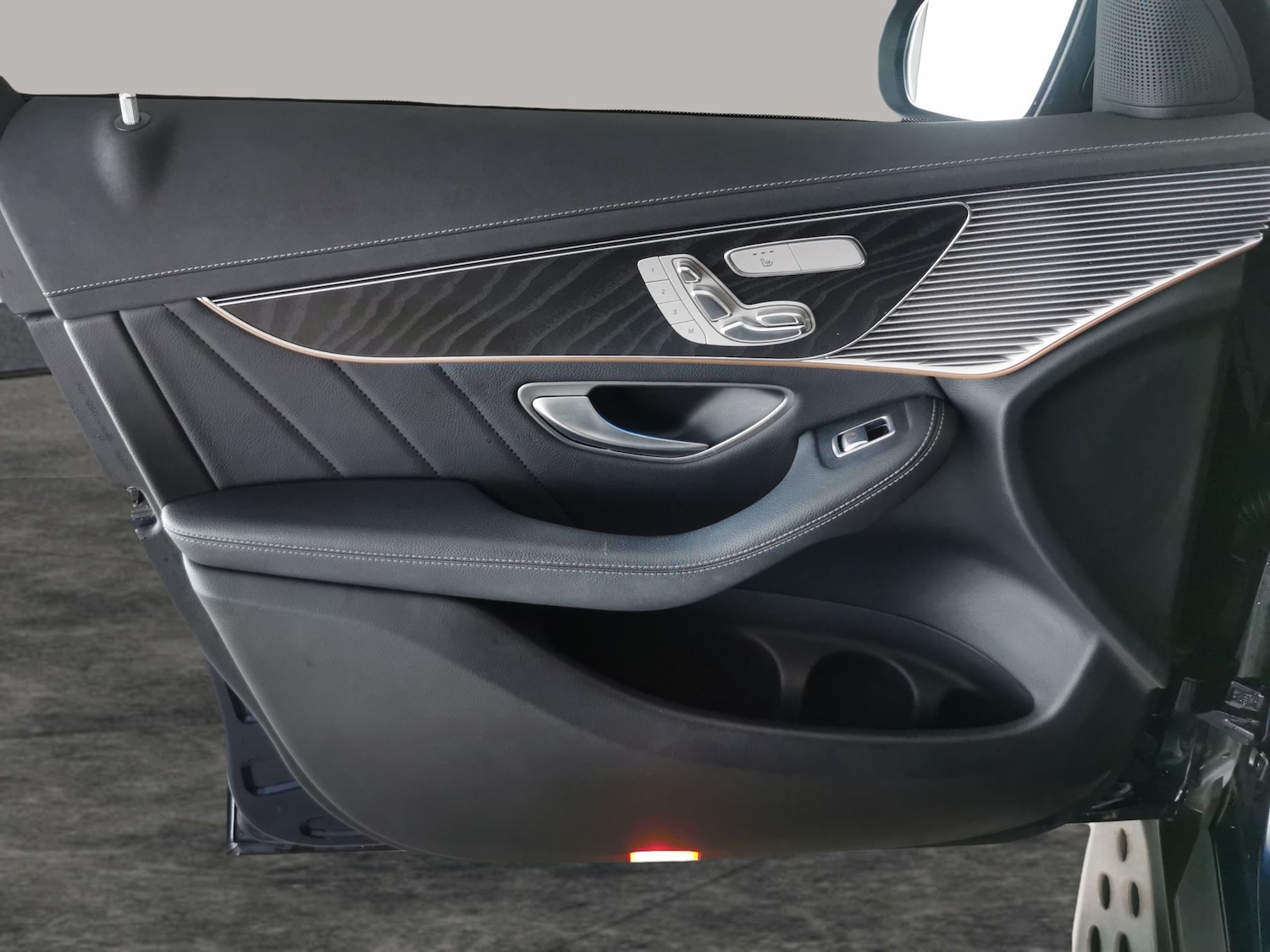 Used Mercedes-Benz EQC 2021 for sale - 77180388: Photo 30