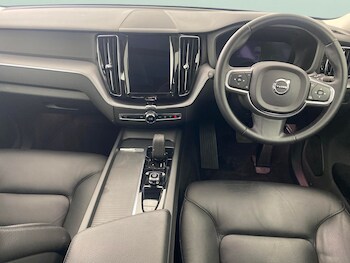 Used Volvo XC60 2021 for sale - 77555707: Photo