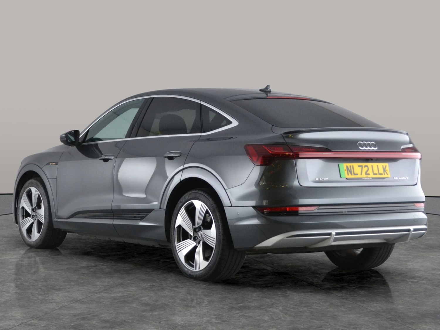 Used Audi e-tron 2022 for sale - 76554976: Photo 9