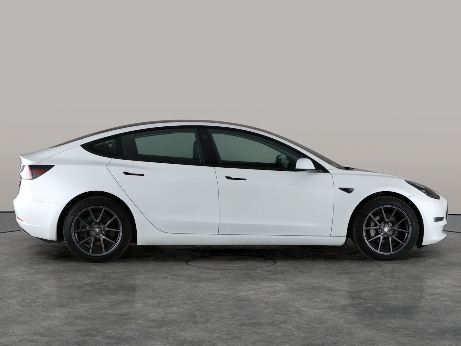 Used Tesla Model 3 2022 for sale - 76862184: Photo 10