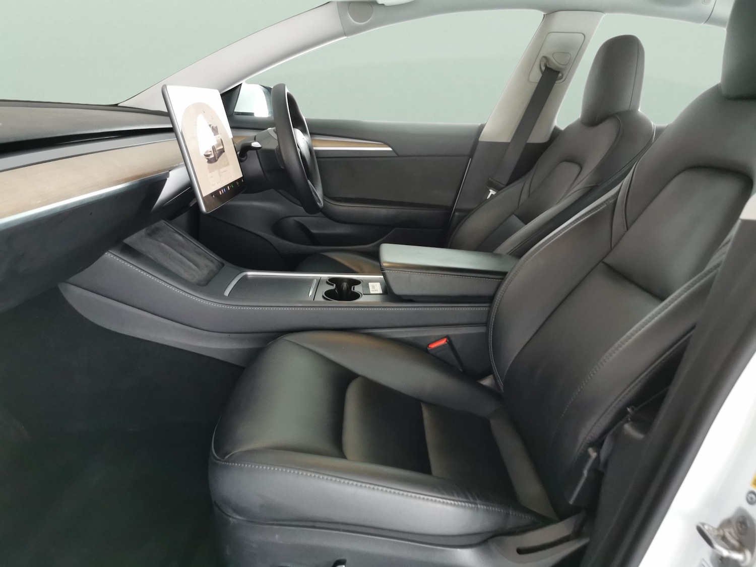 Used Tesla Model 3 2022 for sale - 76862184: Photo 4