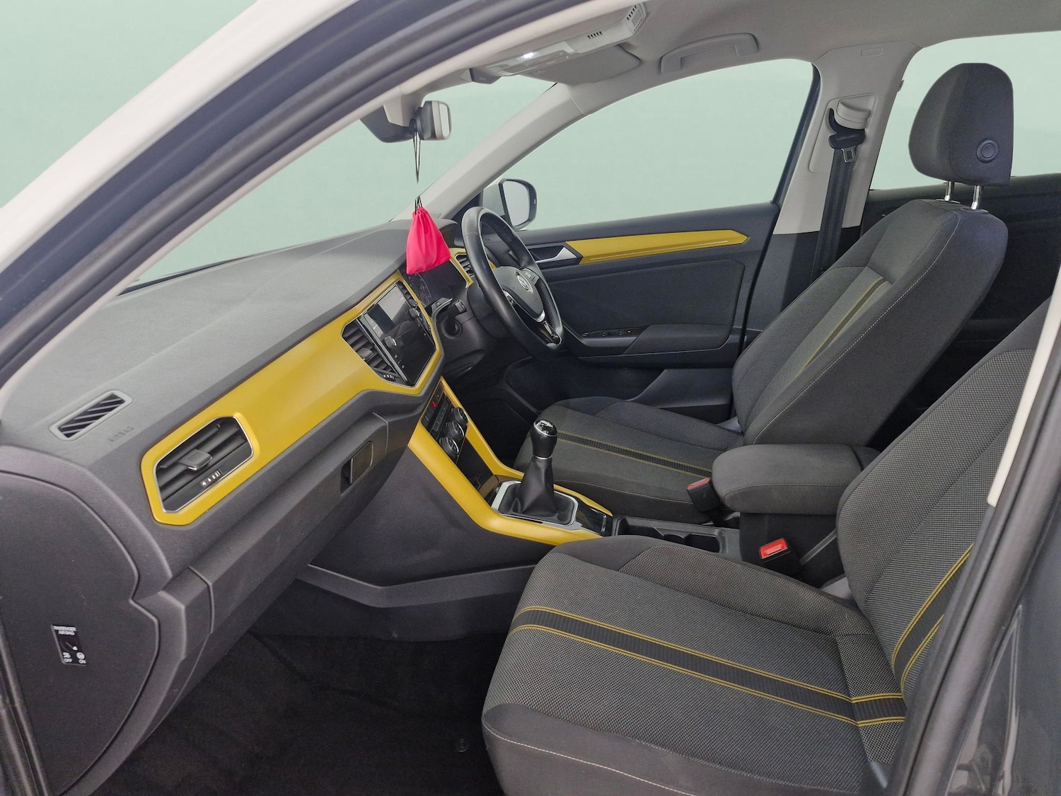 Used Volkswagen T-Roc 2020 for sale - 76274977: Photo 17