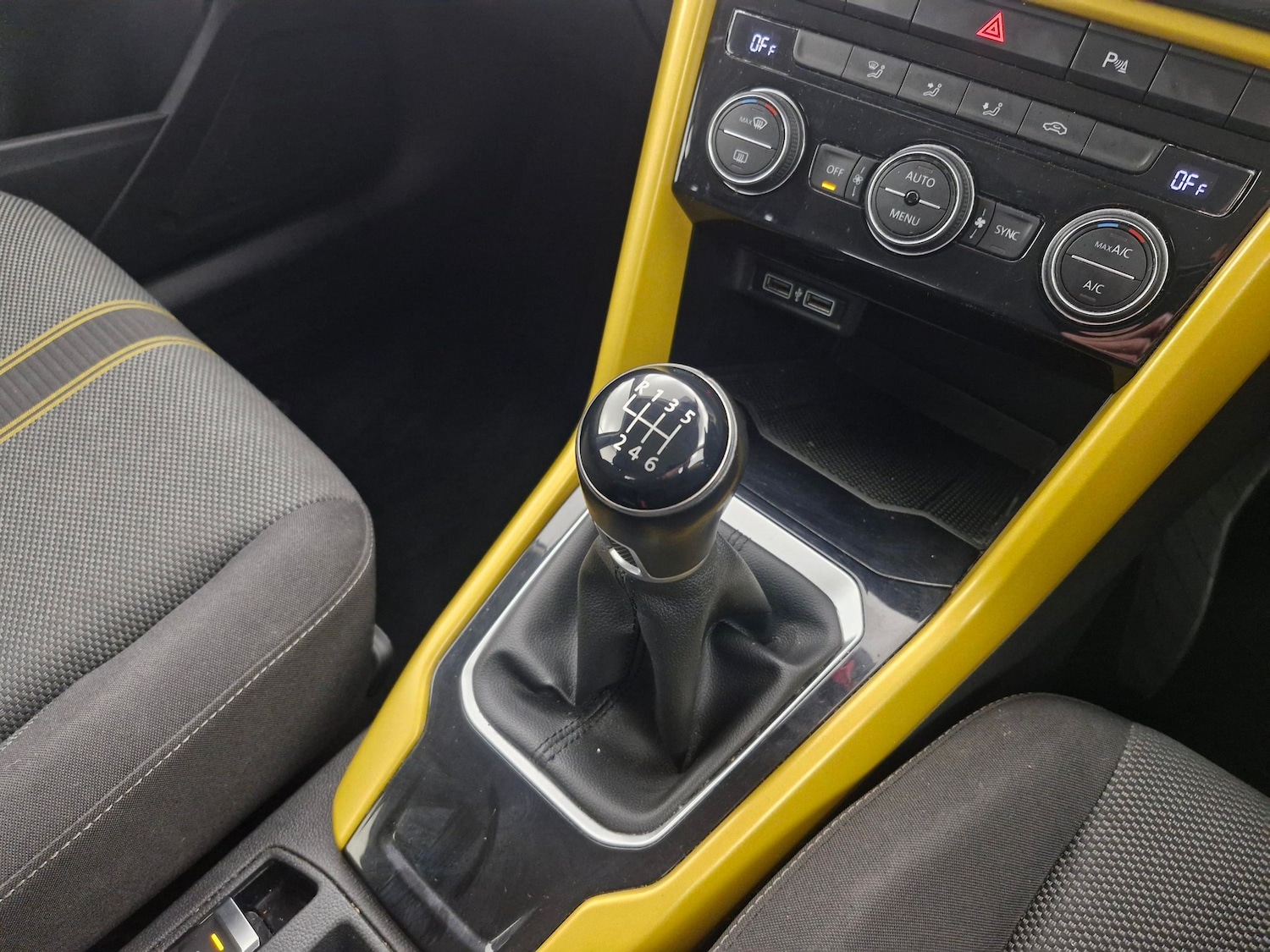 Used Volkswagen T-Roc 2020 for sale - 76274977: Photo 27