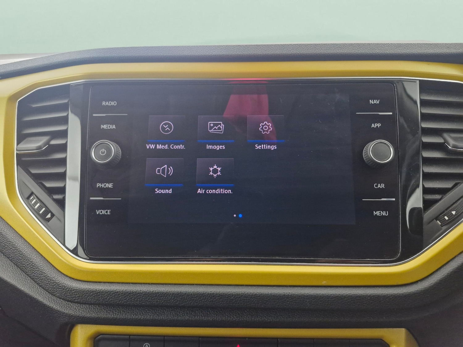 Used Volkswagen T-Roc 2020 for sale - 76274977: Photo 29