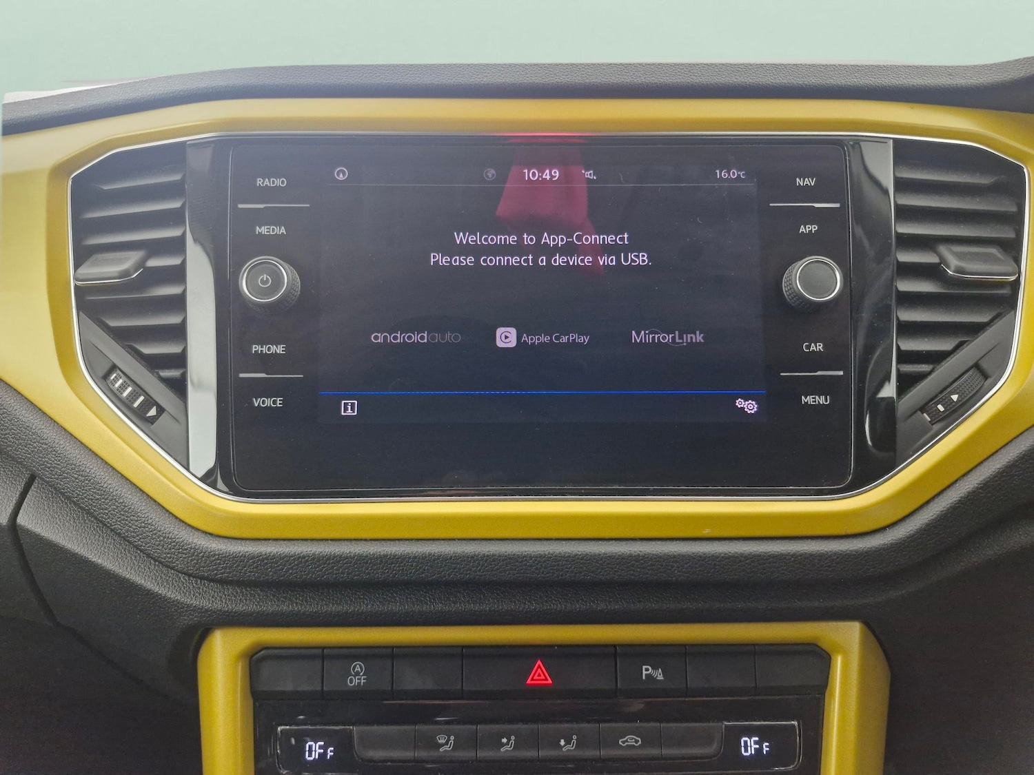 Used Volkswagen T-Roc 2020 for sale - 76274977: Photo 34