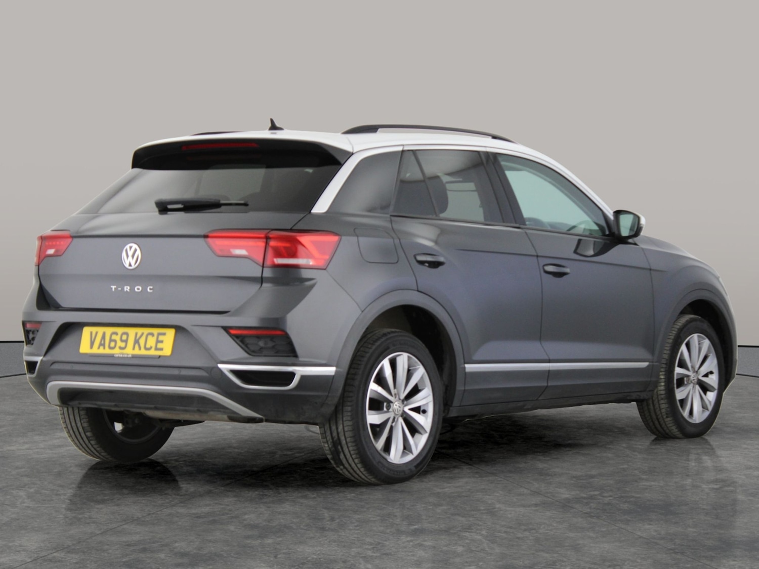 Used Volkswagen T-Roc 2020 for sale - 76274977: Photo 7