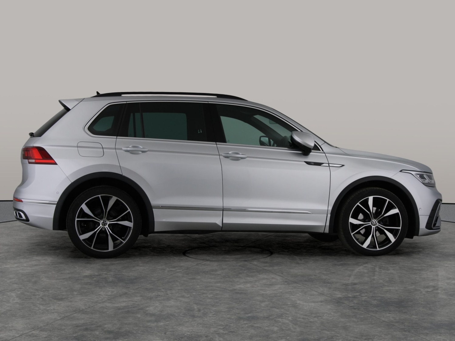 Used Volkswagen Tiguan 2020 for sale - 77635692: Photo 9