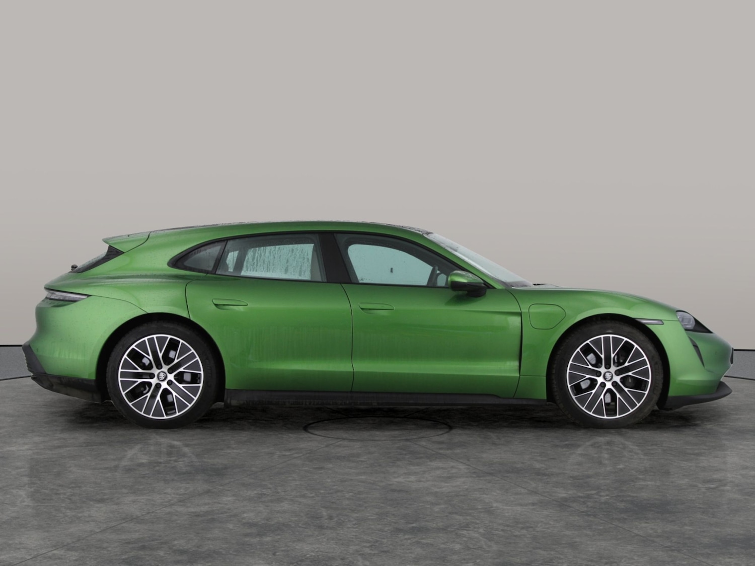 Used Porsche Taycan 2022 for sale - 77300891: Photo 10