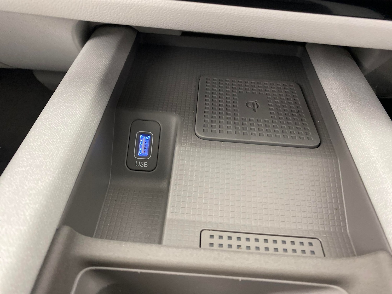 Used Hyundai IONIQ 6 2024 for sale - 78107832: Photo 19