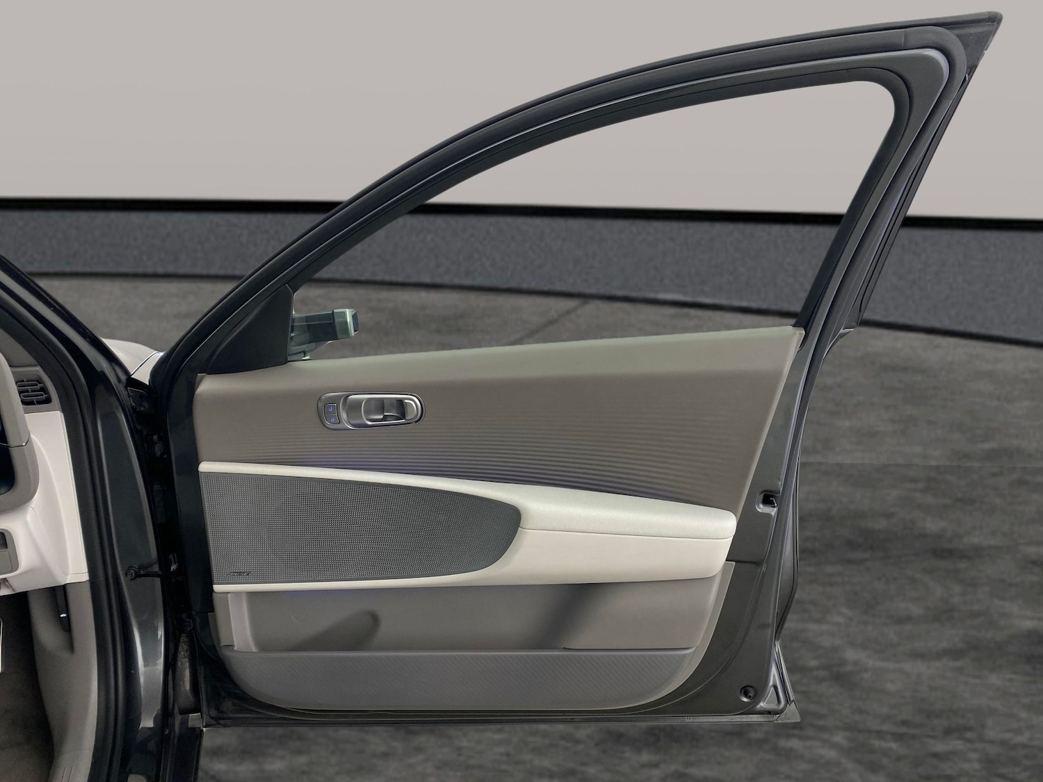 Used Hyundai IONIQ 6 2024 for sale - 78107832: Photo 29