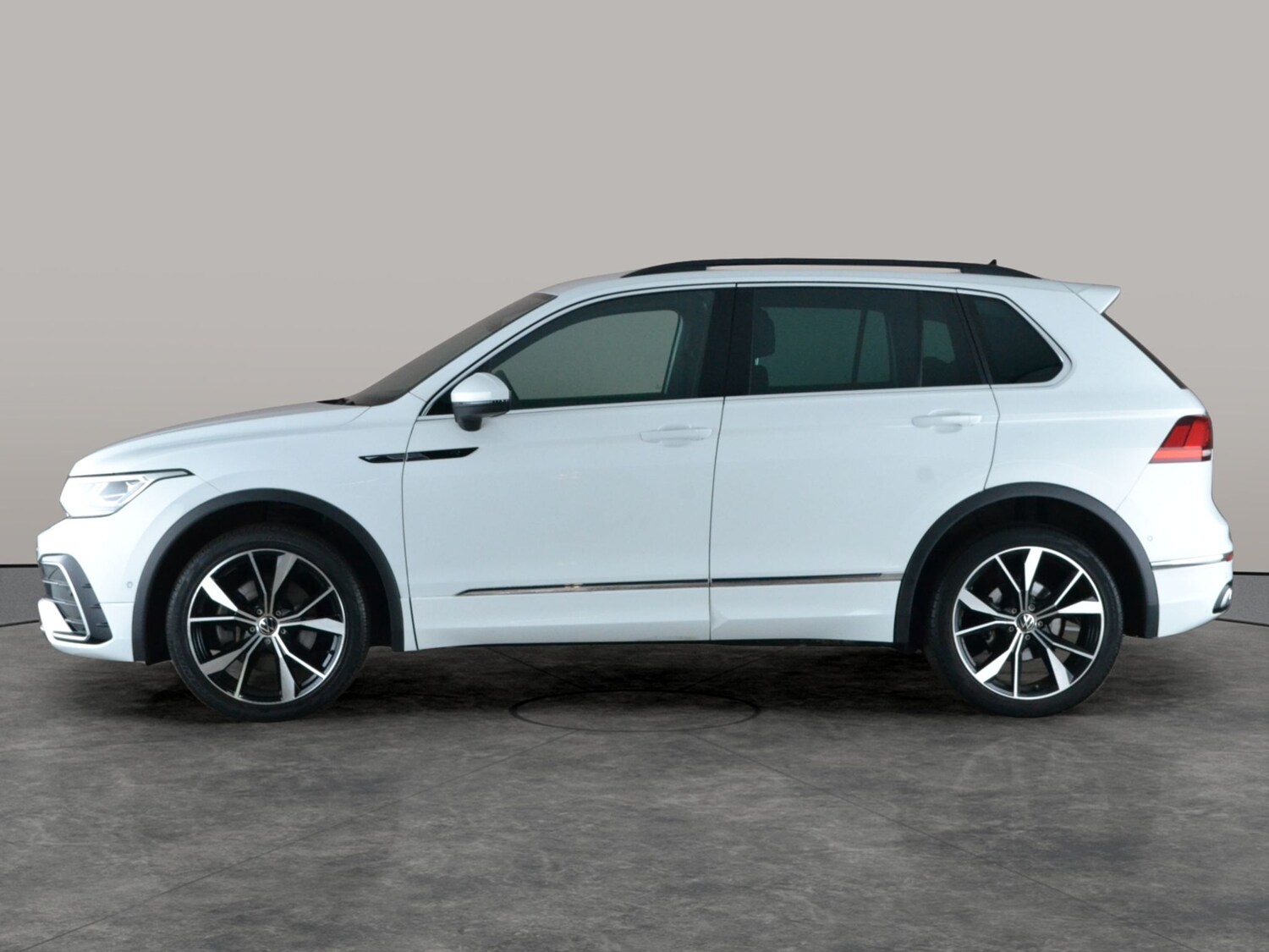Used Volkswagen Tiguan 2022 for sale - 77894229: Photo 14