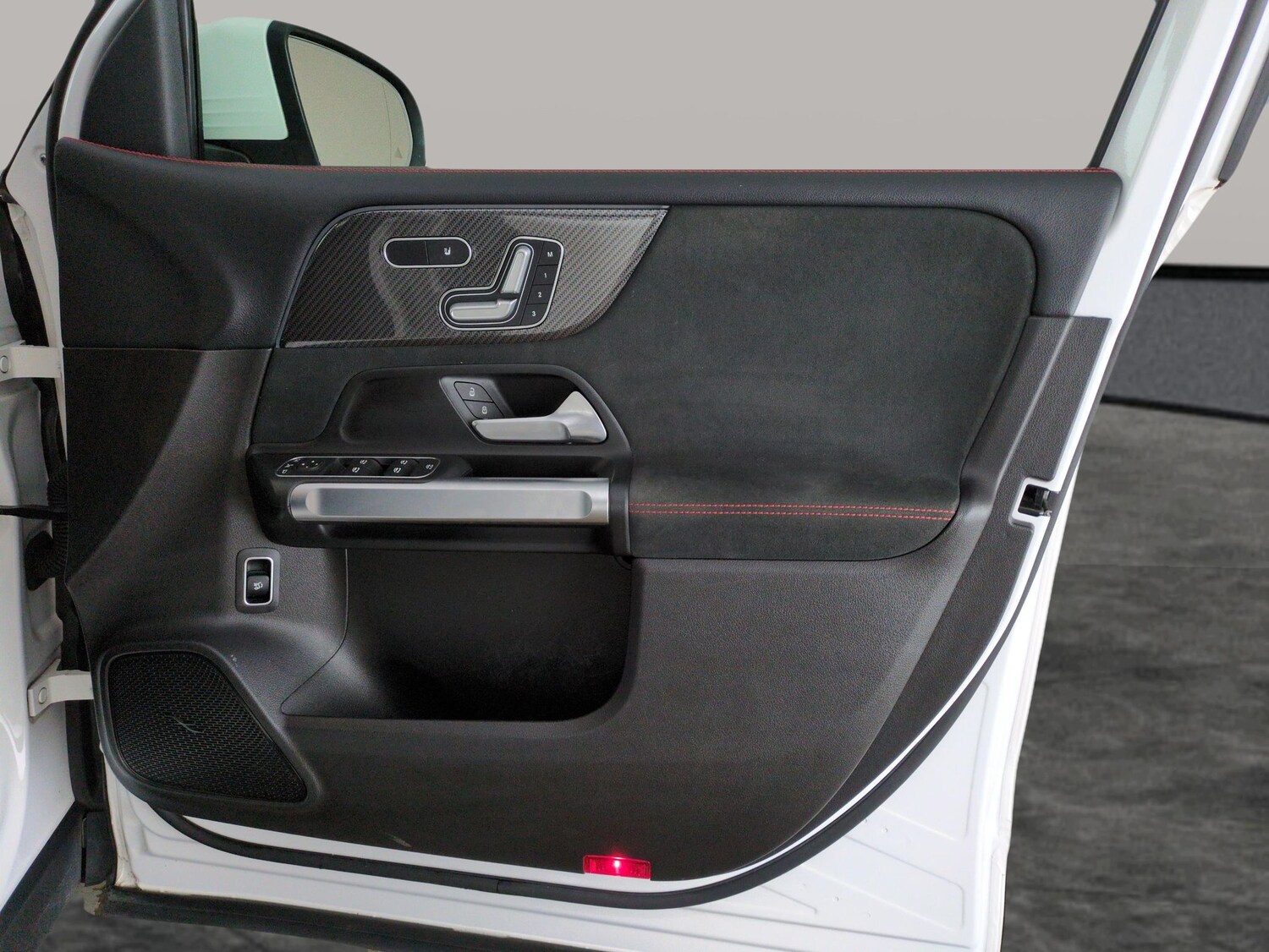 Used Mercedes-Benz GLB 2021 for sale - 78063670: Photo 34