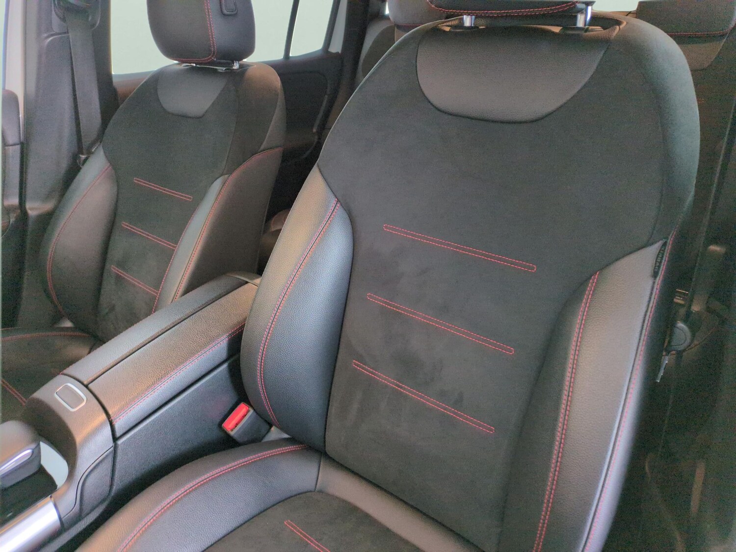 Used Mercedes-Benz GLB 2021 for sale - 78063670: Photo 7