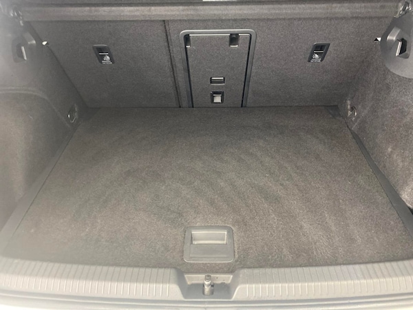 Used Volkswagen Golf 2021 for sale - 76240933: Photo 35