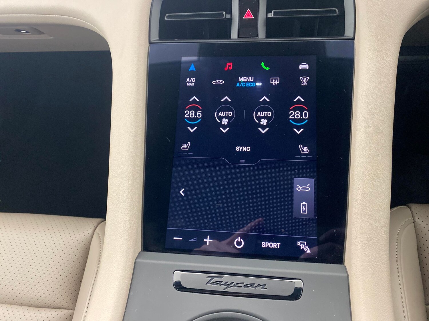 Used Porsche Taycan 2022 for sale - 77614956: Photo 18