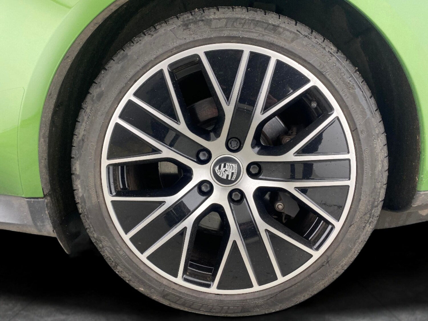 Used Porsche Taycan 2022 for sale - 77614956: Photo 22