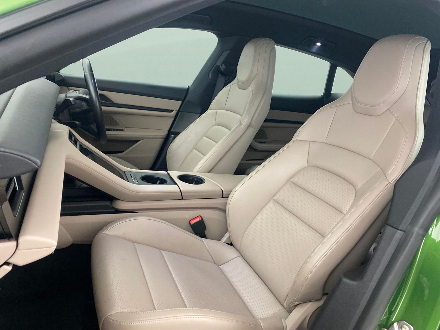 Used Porsche Taycan 2022 for sale - 77614956: Photo 24