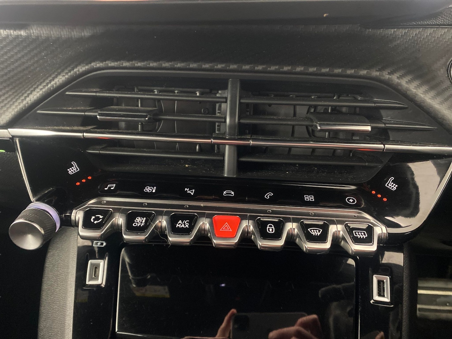 Used Peugeot 2008 2021 for sale - 77639879: Photo 17