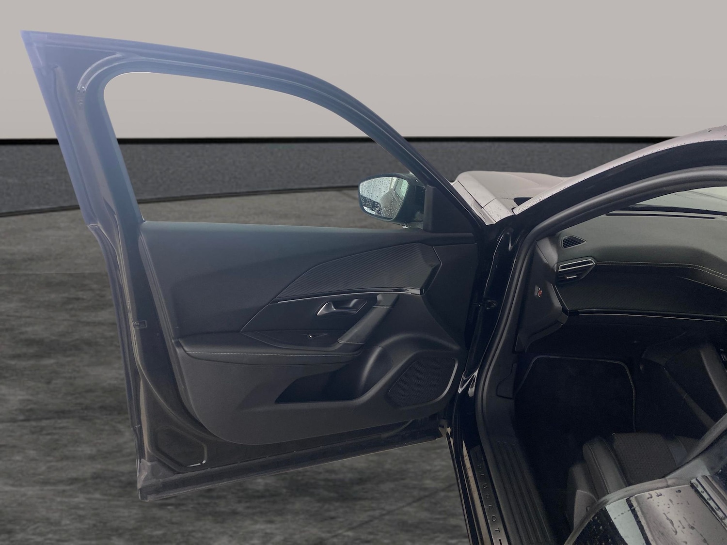 Used Peugeot 2008 2021 for sale - 77639879: Photo 24