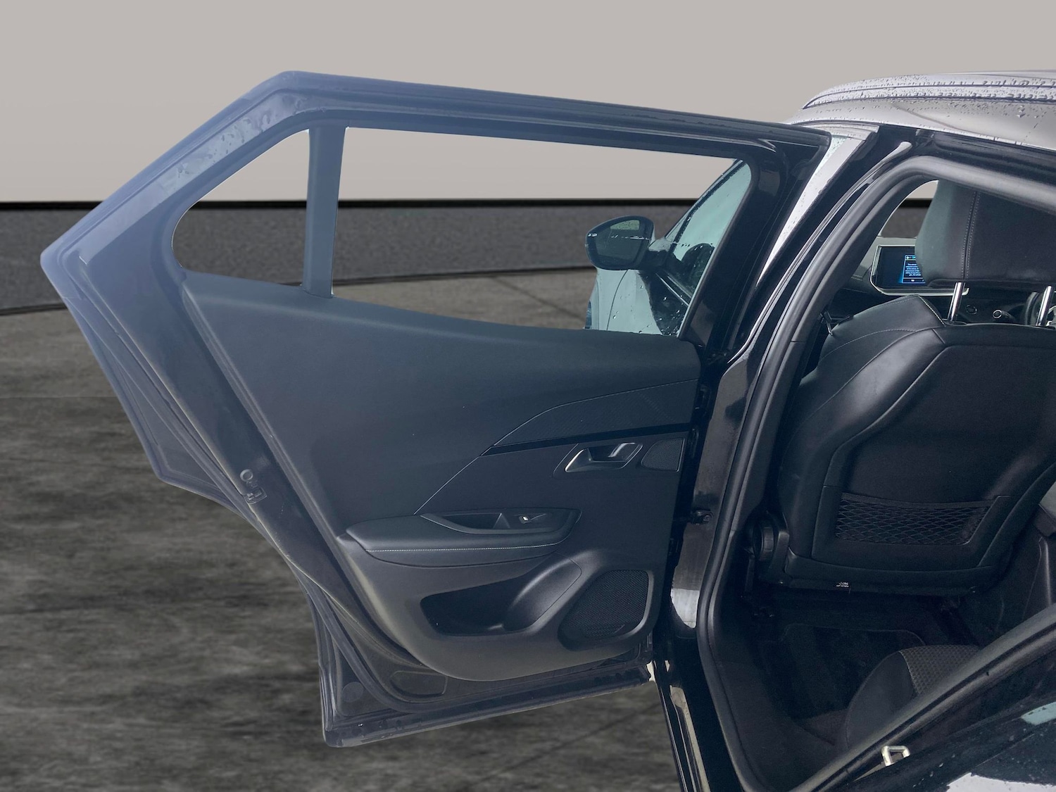 Used Peugeot 2008 2021 for sale - 77639879: Photo 25