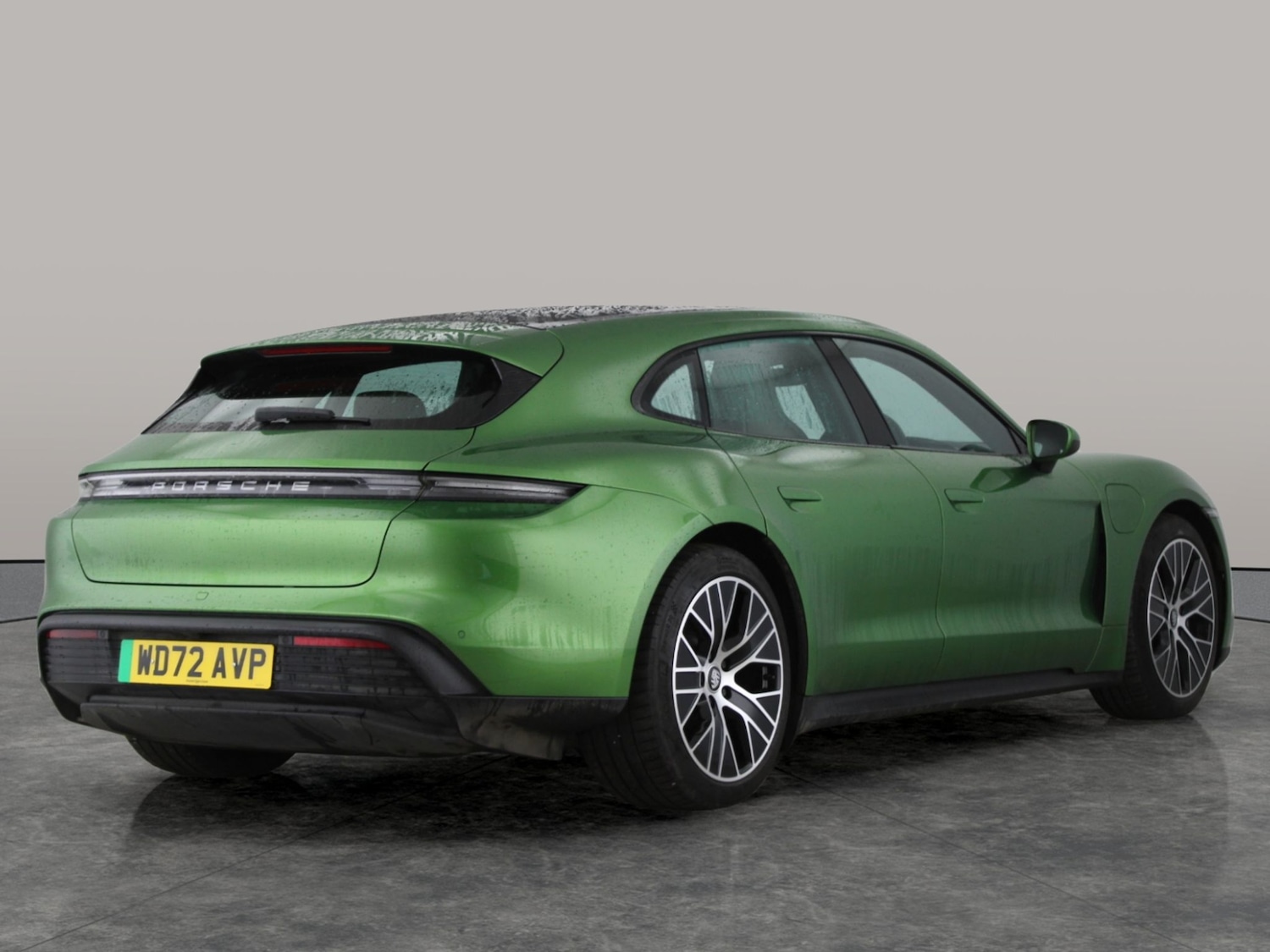 Used Porsche Taycan 2022 for sale - 77208088: Photo 11