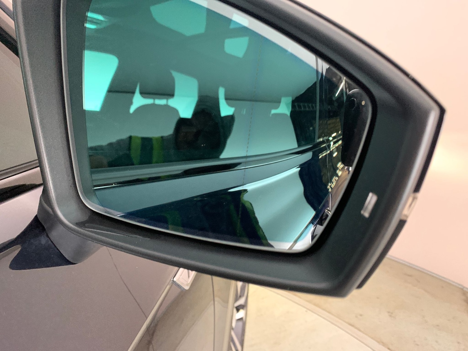 Used Mercedes-Benz EQC 2022 for sale - 76672679: Photo 28