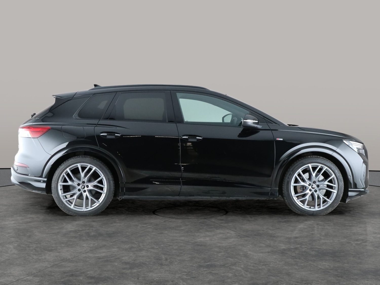 Used Audi Q4 e-tron 2022 for sale - 76946611: Photo 10