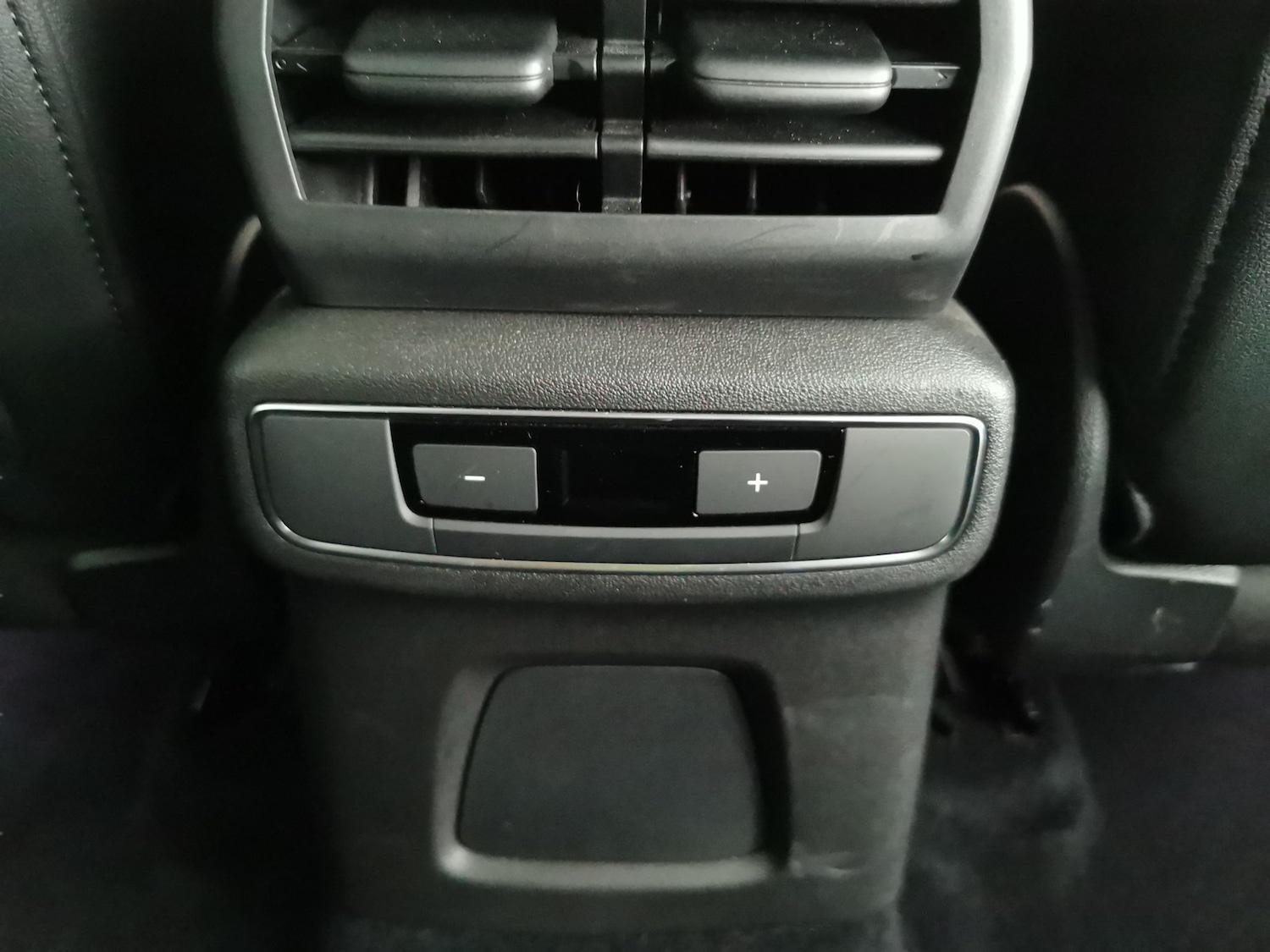 Used Audi Q4 e-tron 2022 for sale - 76946611: Photo 16