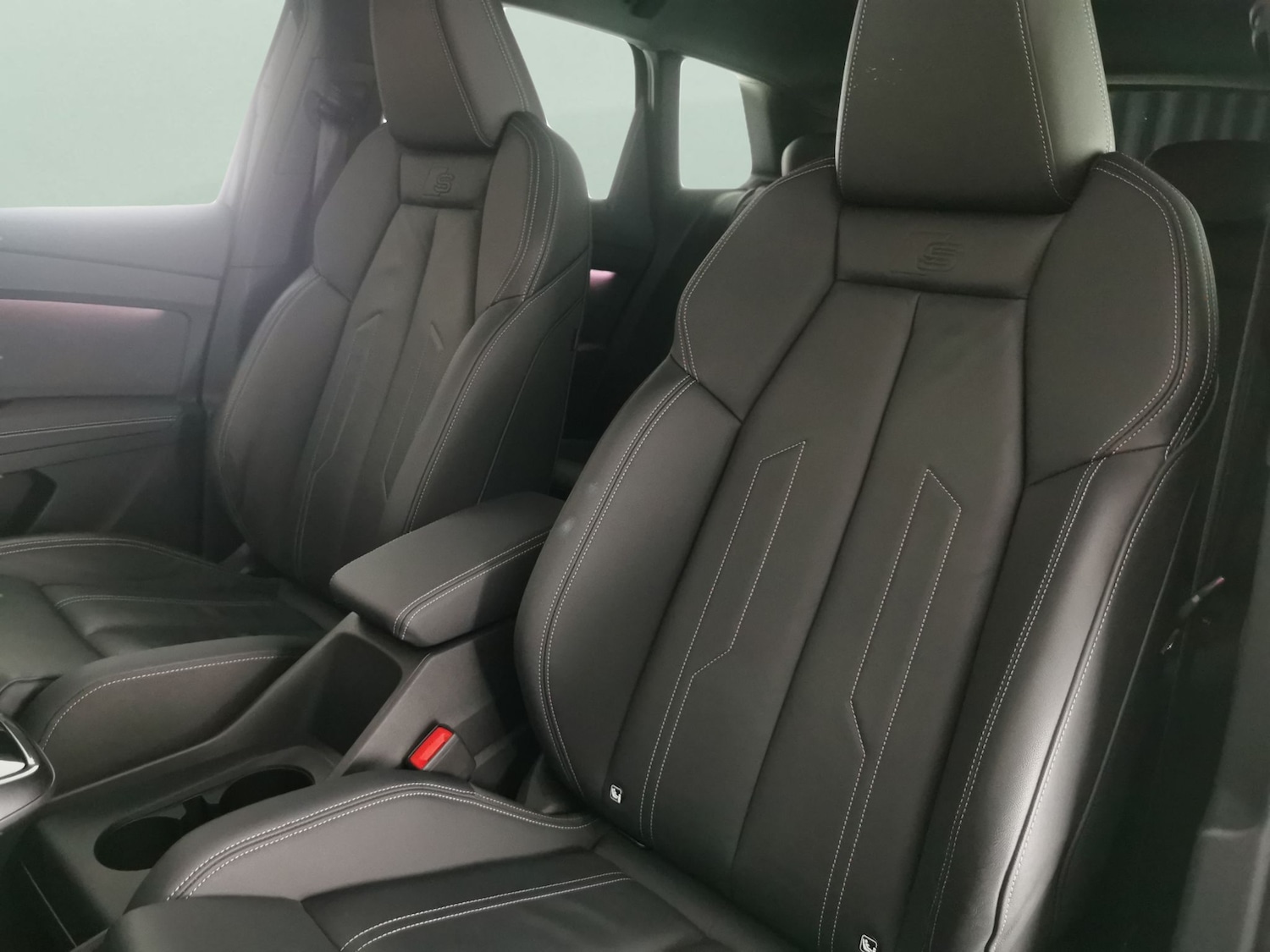 Used Audi Q4 e-tron 2022 for sale - 76946611: Photo 7