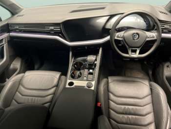 Used Volkswagen Touareg  for sale - 75117082: Photo