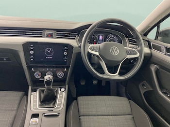 Used Volkswagen Passat undefined for sale - 76487713: Photo