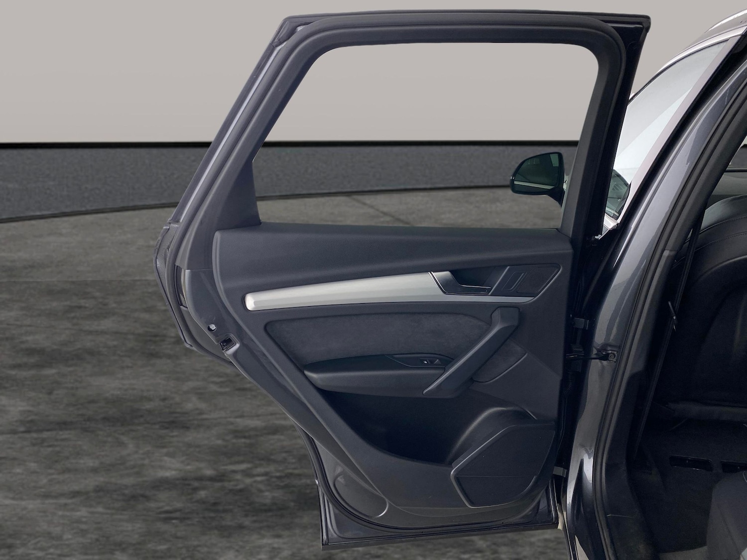 Used Audi Q5 2023 for sale - 76554970: Photo 25