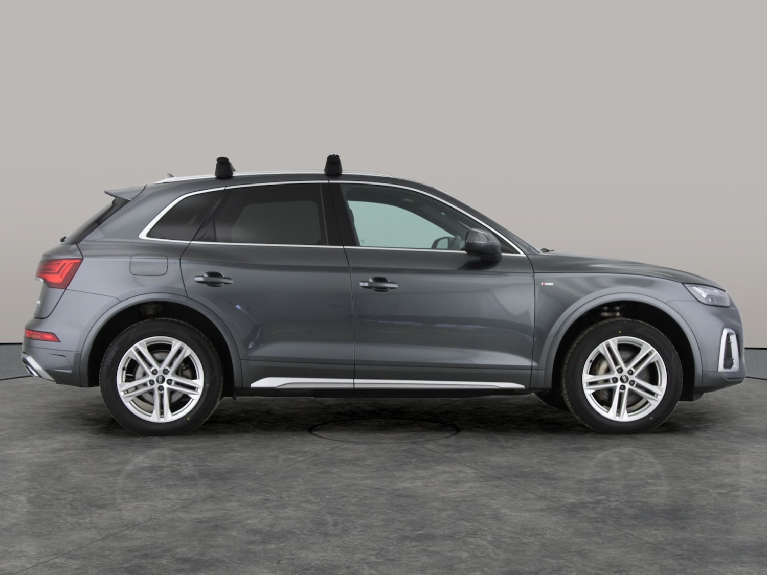 Used Audi Q5 2023 for sale - 76554970: Photo 9