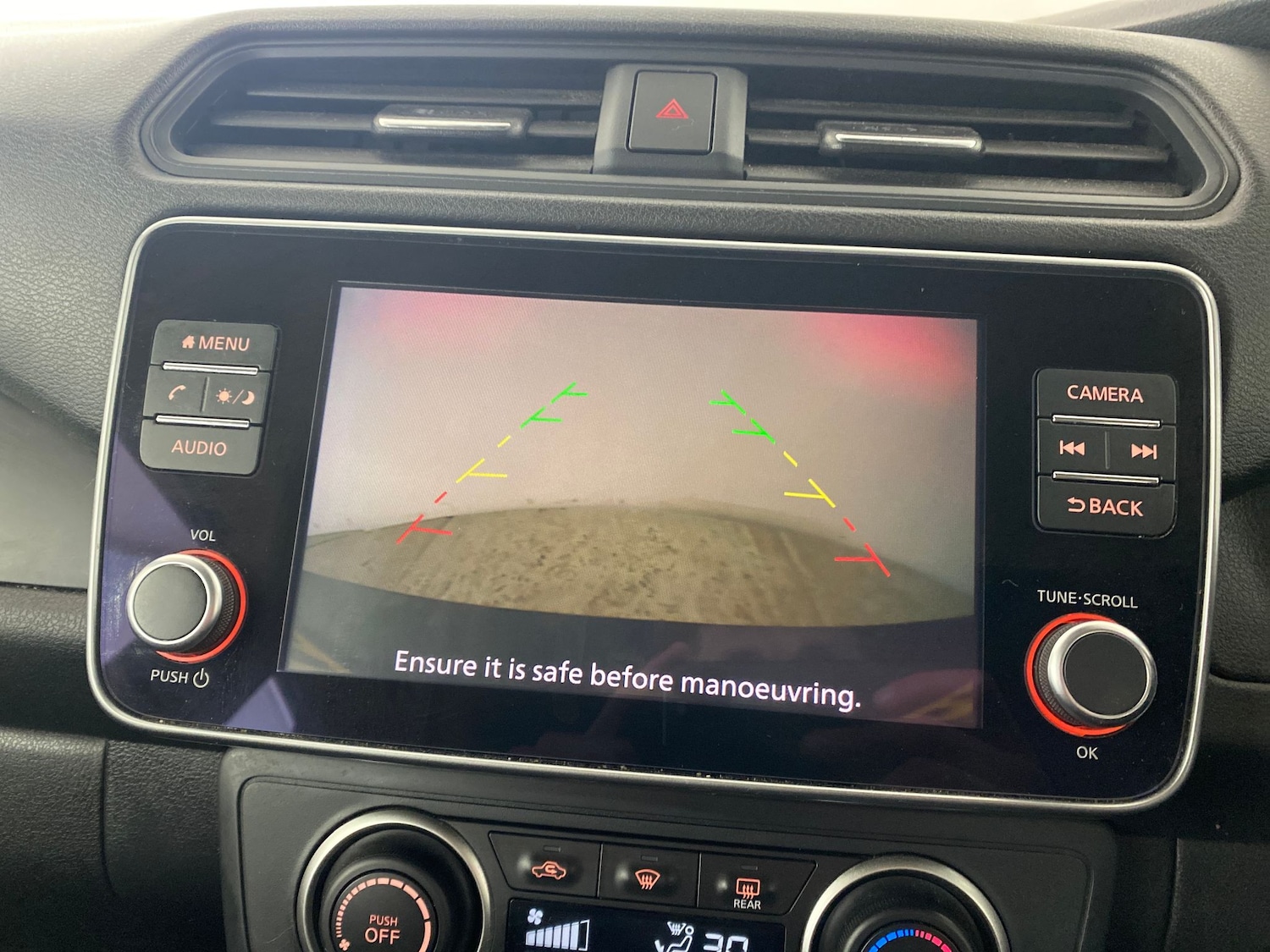 Used Nissan Leaf 2022 for sale - 77532510: Photo 5