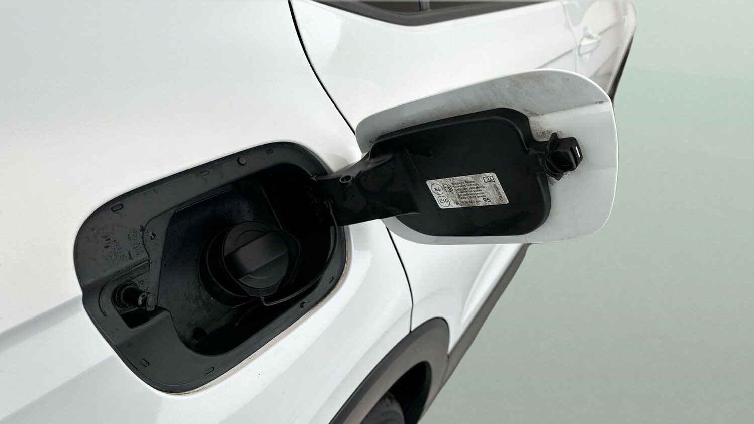 Used Volkswagen T-Cross 2022 for sale - 77604952: Photo 12