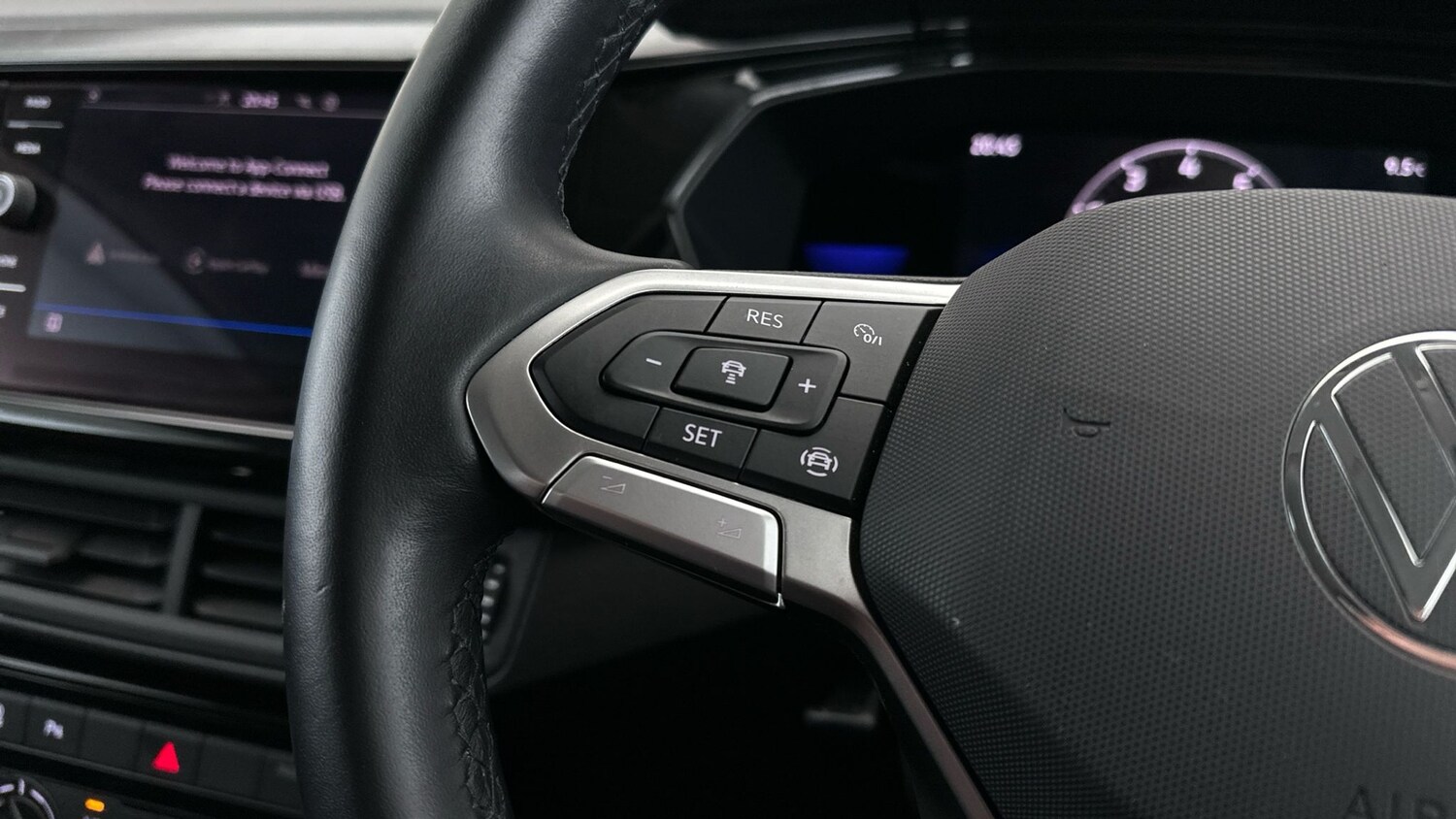 Used Volkswagen T-Cross 2022 for sale - 77604952: Photo 25