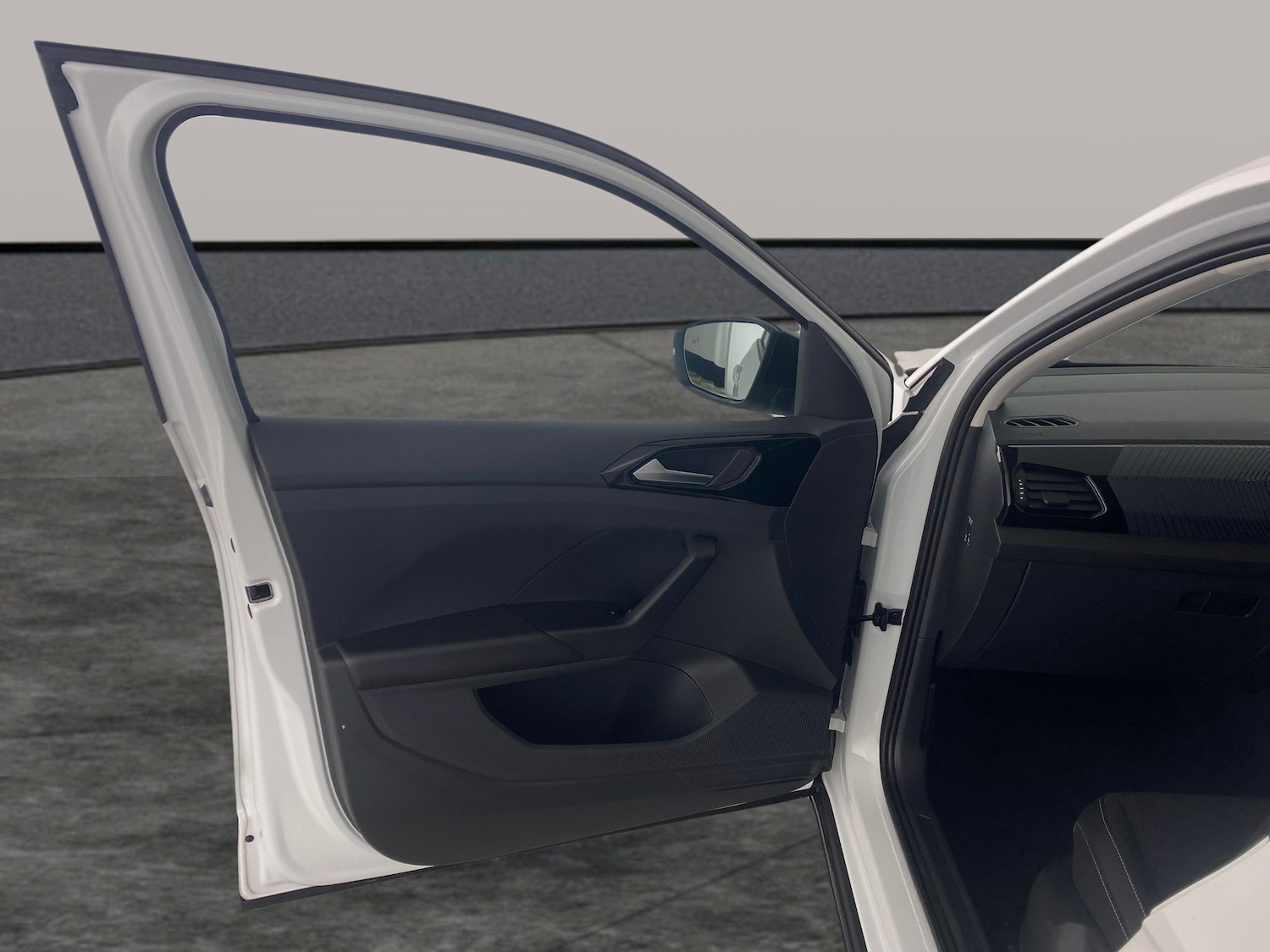 Used Volkswagen T-Cross 2023 for sale - 76971725: Photo 21