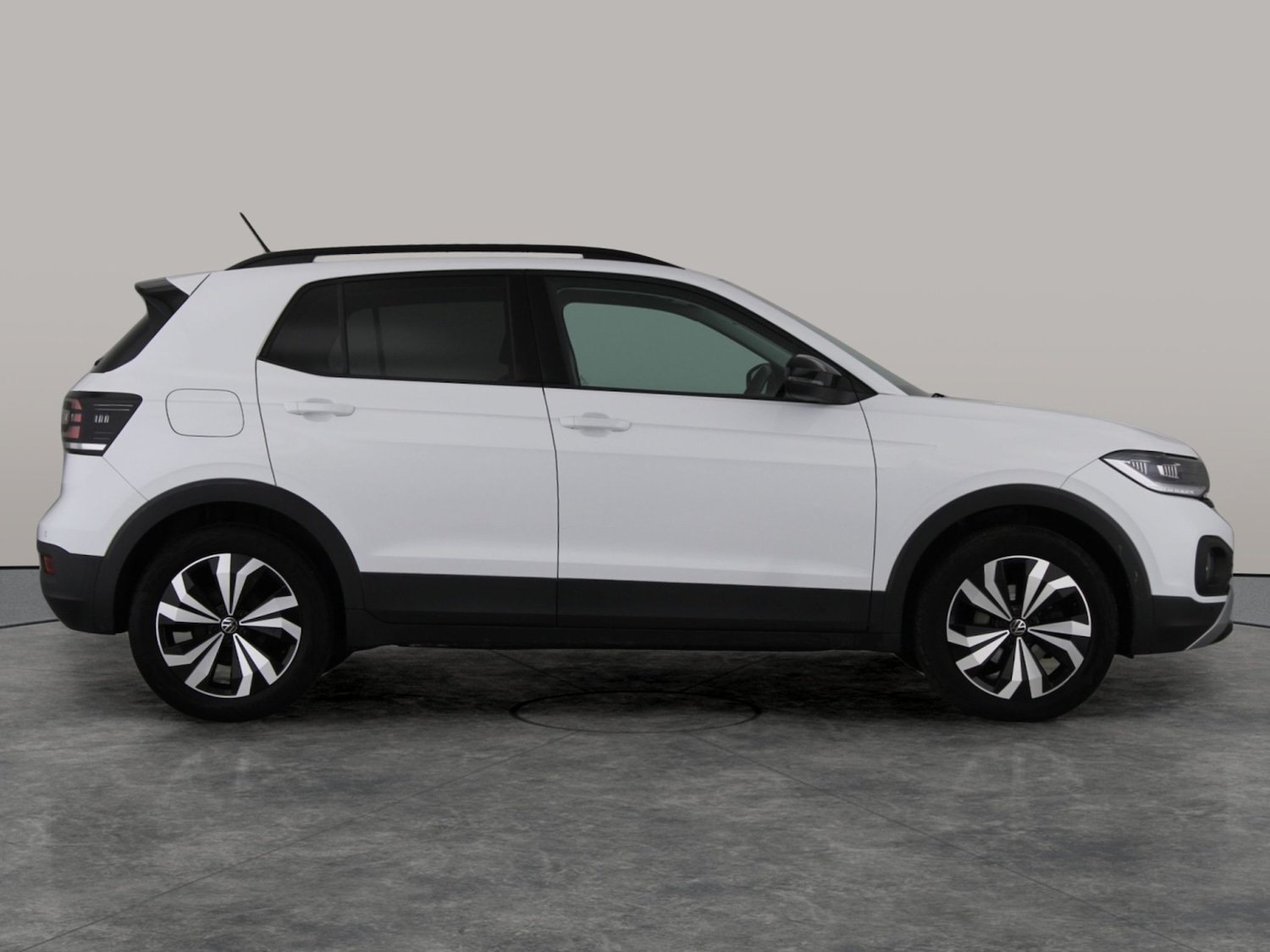 Used Volkswagen T-Cross 2023 for sale - 76971725: Photo 8