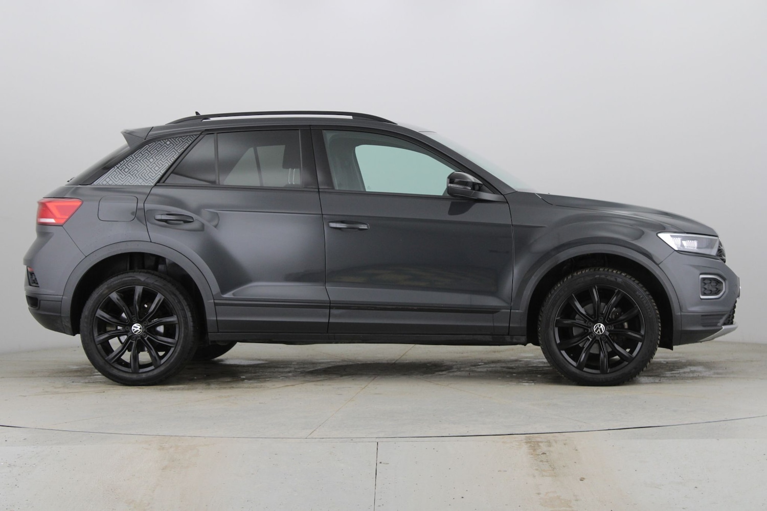 Used Volkswagen T-Roc 2021 for sale - 77186728: Photo 8
