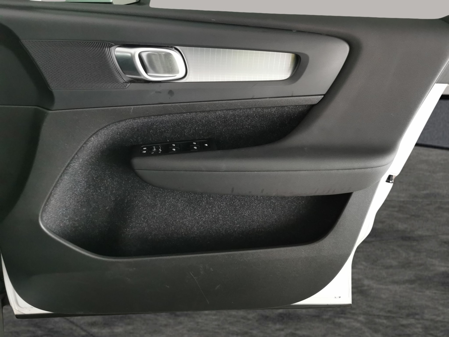 Used Volvo XC40 2020 for sale - 76587840: Photo 32