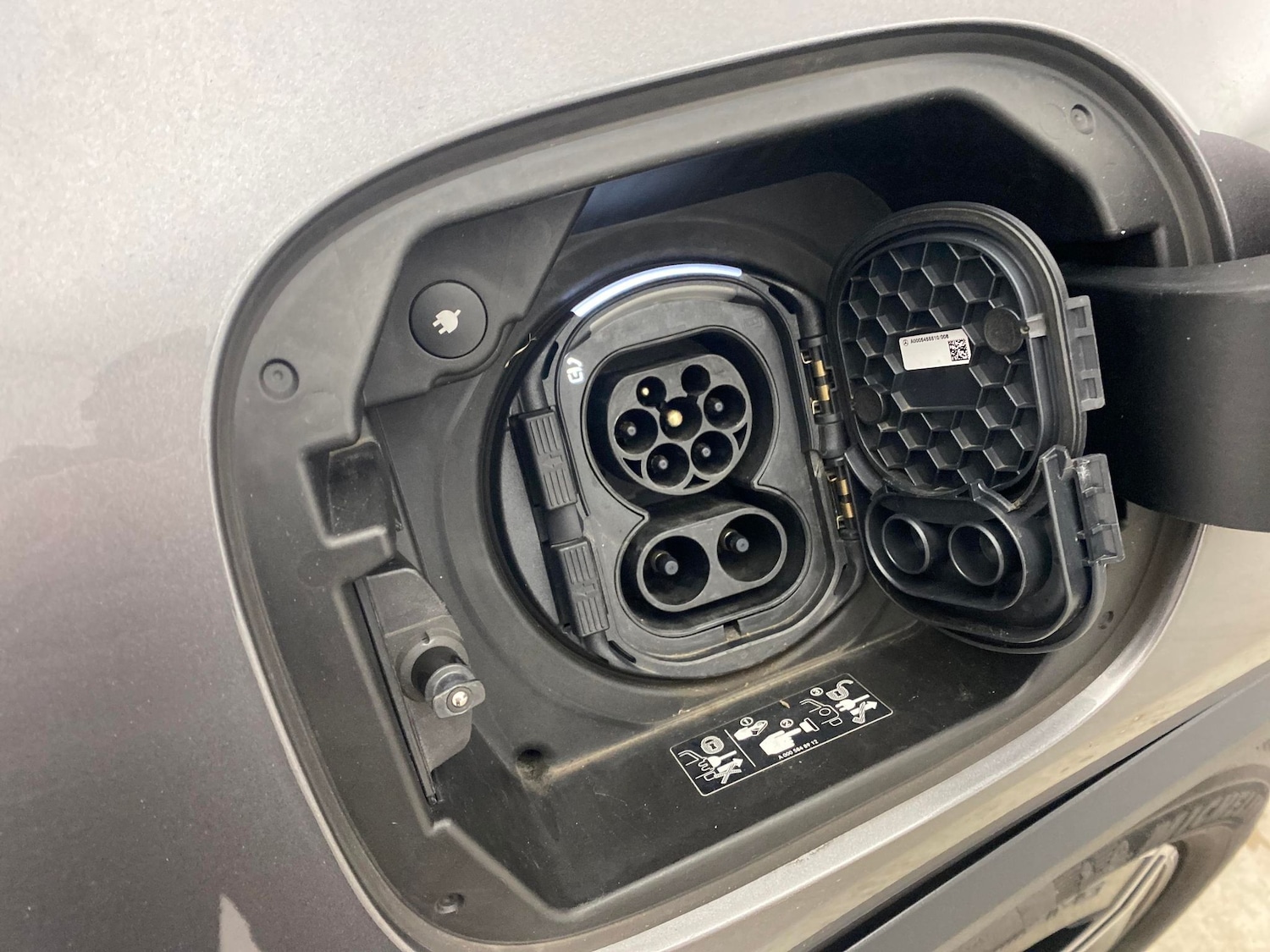 Used Mercedes-Benz EQA 2022 for sale - 77730587: Photo 22