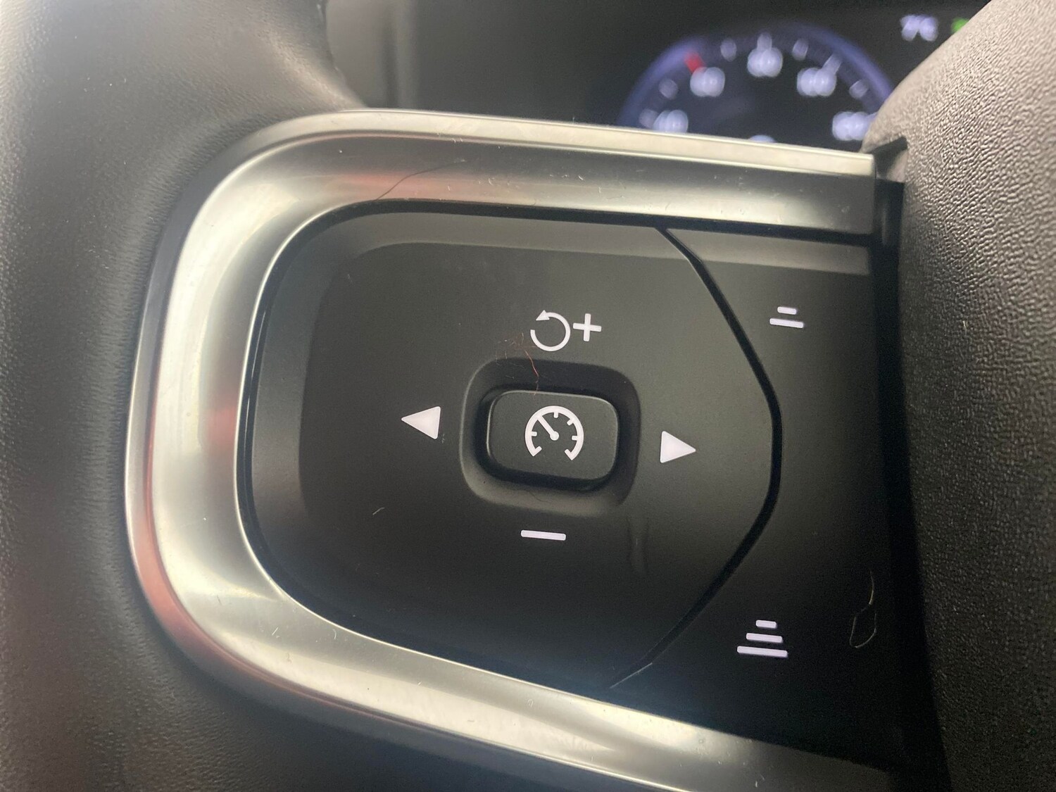 Used Volvo XC40 2022 for sale - 77519645: Photo 18