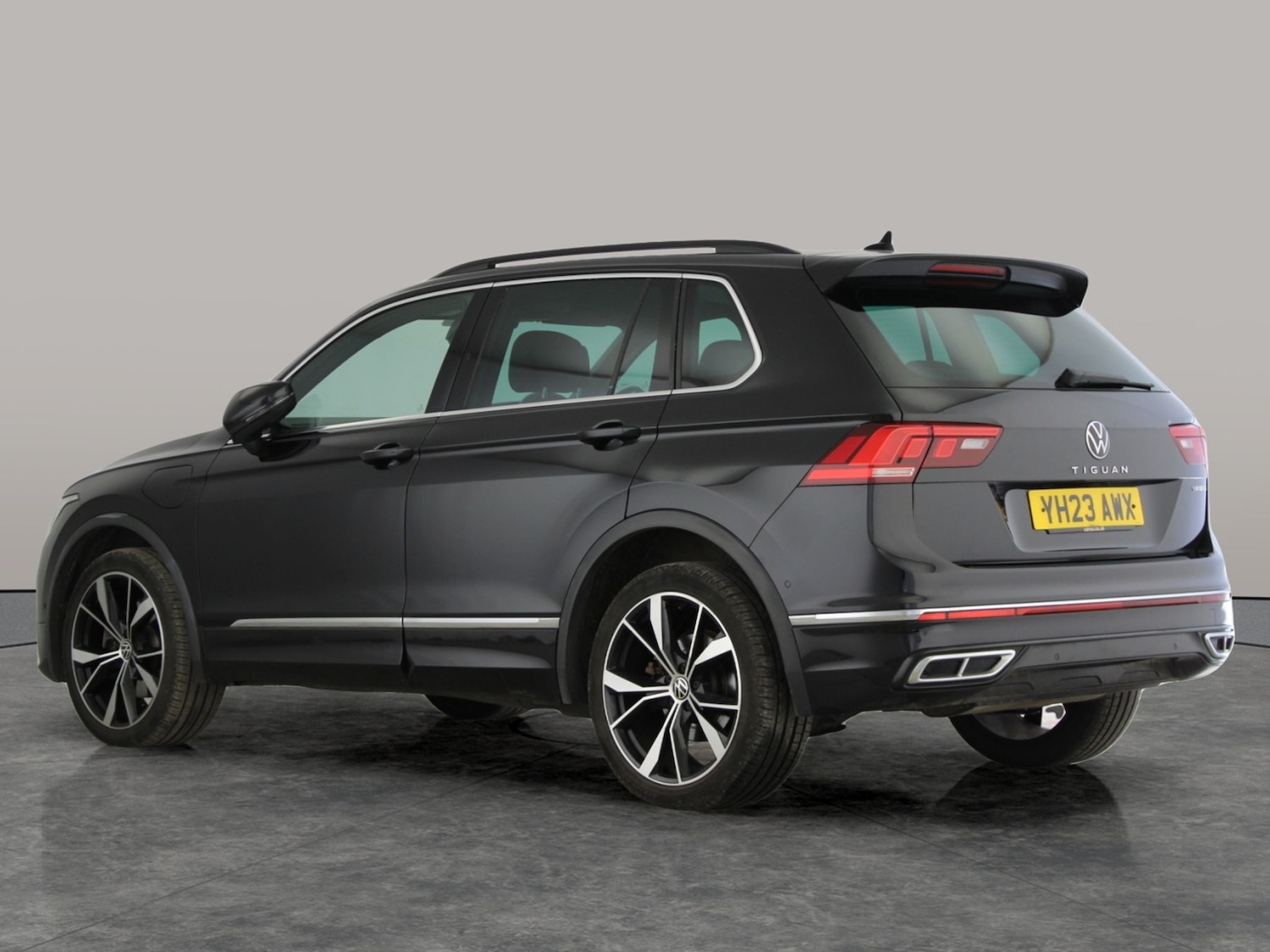 Used Volkswagen Tiguan 2023 for sale - 78079302: Photo 10